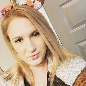 Meet your Posher, Kori